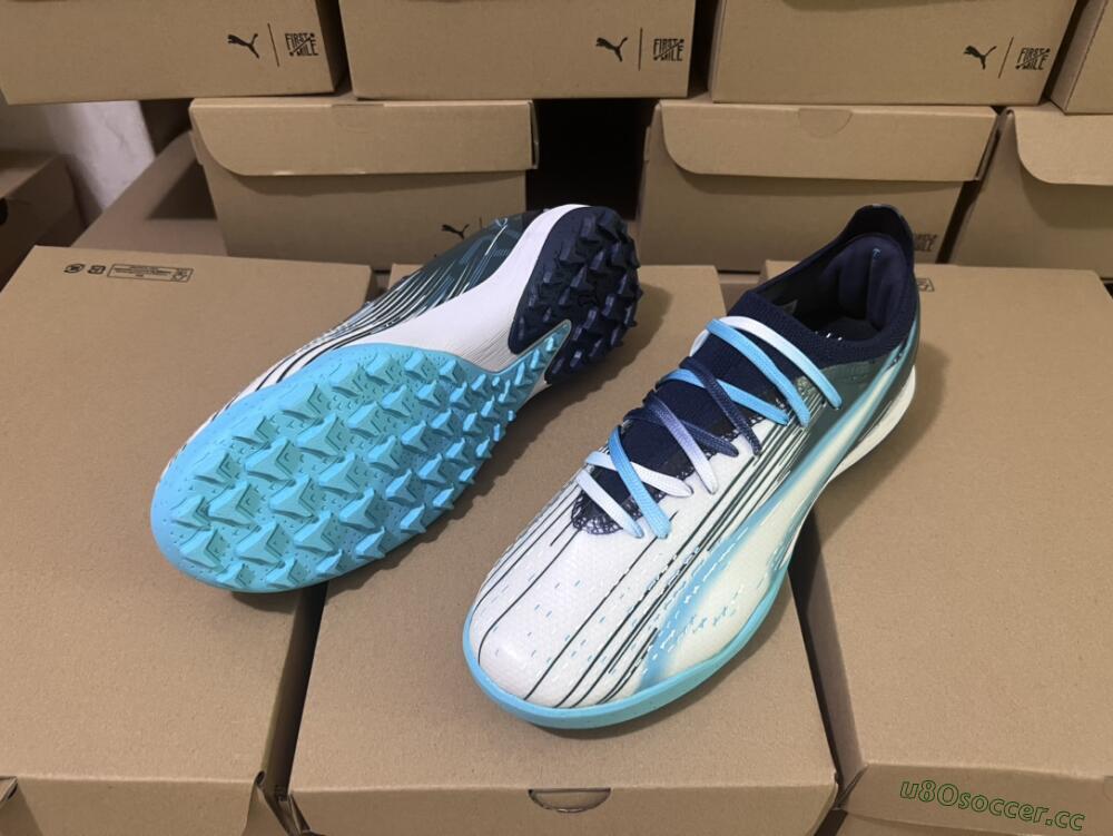Men's Puma Ultra Ultimate TF Artificial Turf Low-Tops Football Shoes - White/Blue/Green