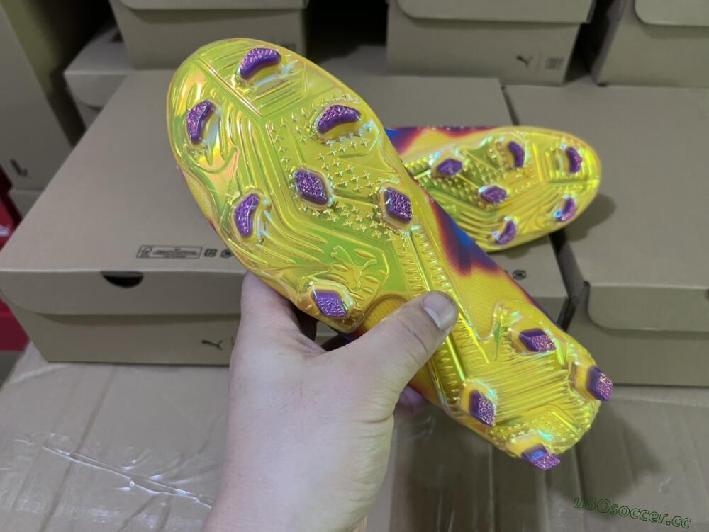 Men's Puma Future Ultimate FG Firm Ground Low-Tops Football Boots - Black/Purple/Yellow