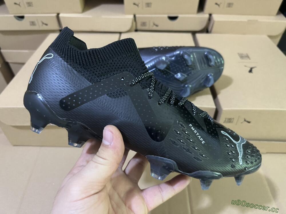 Men's Puma Future Ultimate FG Firm Ground Low-Tops Football Boots - Black/White