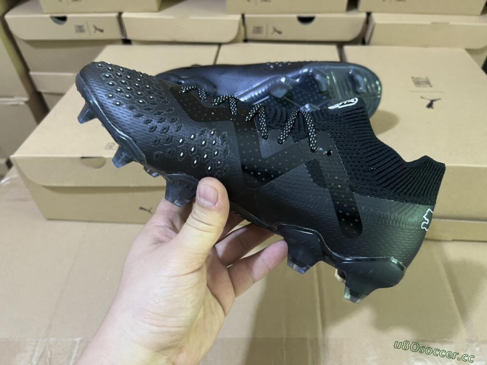 Men's Puma Future Ultimate FG Firm Ground Low-Tops Football Boots - Black/White