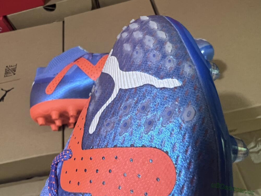 Men's Puma Future Ultimate MG Multi Ground Low-Tops Football Boots - Blue/Orange/White