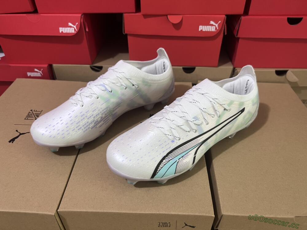 Men's Puma Ultra Ultimate FG Firm Ground Low-Tops Football Boots - White/Green/Blue/Black