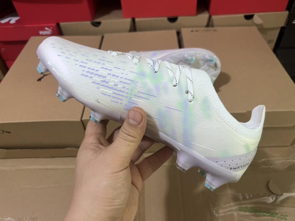 Men's Puma Ultra Ultimate FG Firm Ground Low-Tops Football Boots - White/Green/Blue/Black