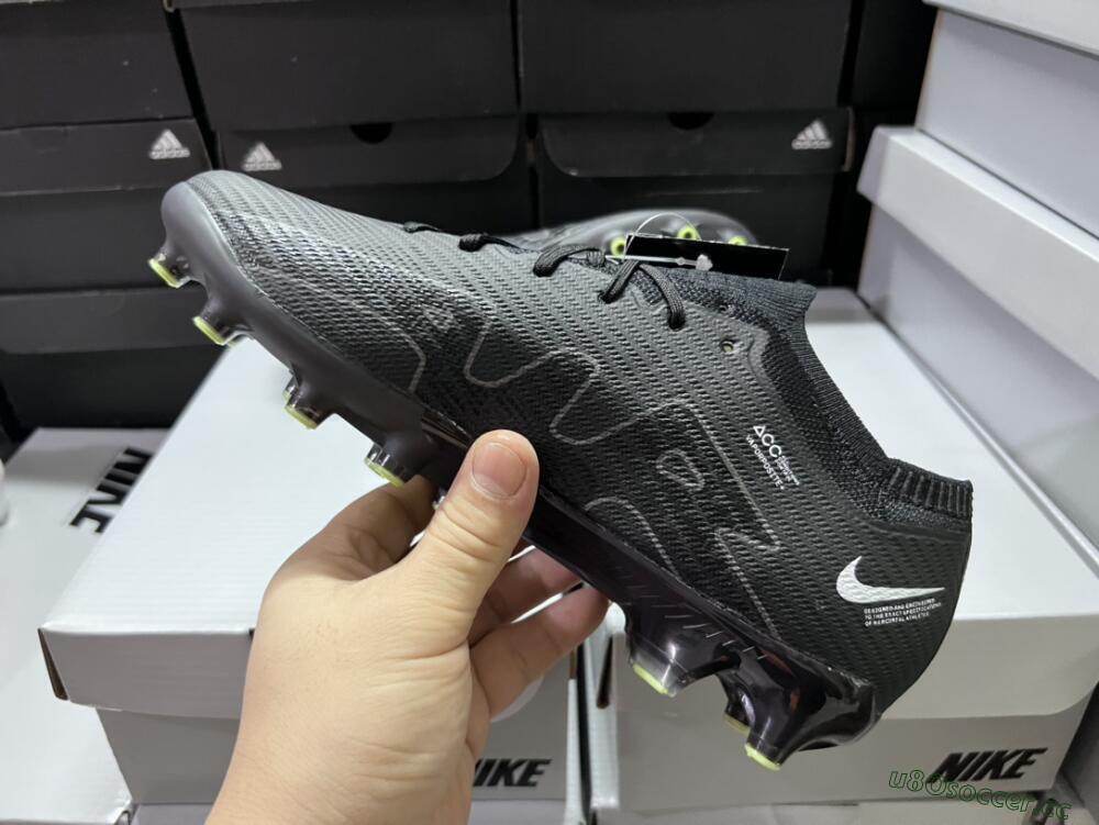 Unisex Nike Air Zoom Mercurial Vapor 15 Elite AG Artificial Grass Low-Tops Football Boots - Black