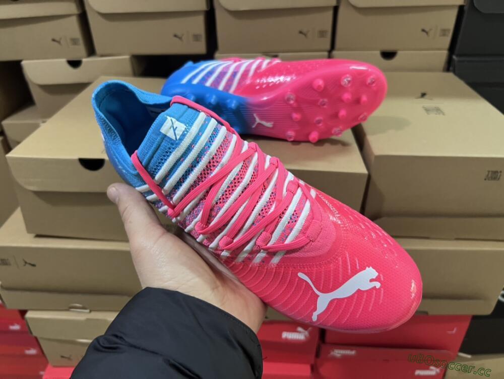 Men's Puma Future Z 1.3 Instinct MG Multi Ground Low-Tops Football Boots - Pink/Blue/White