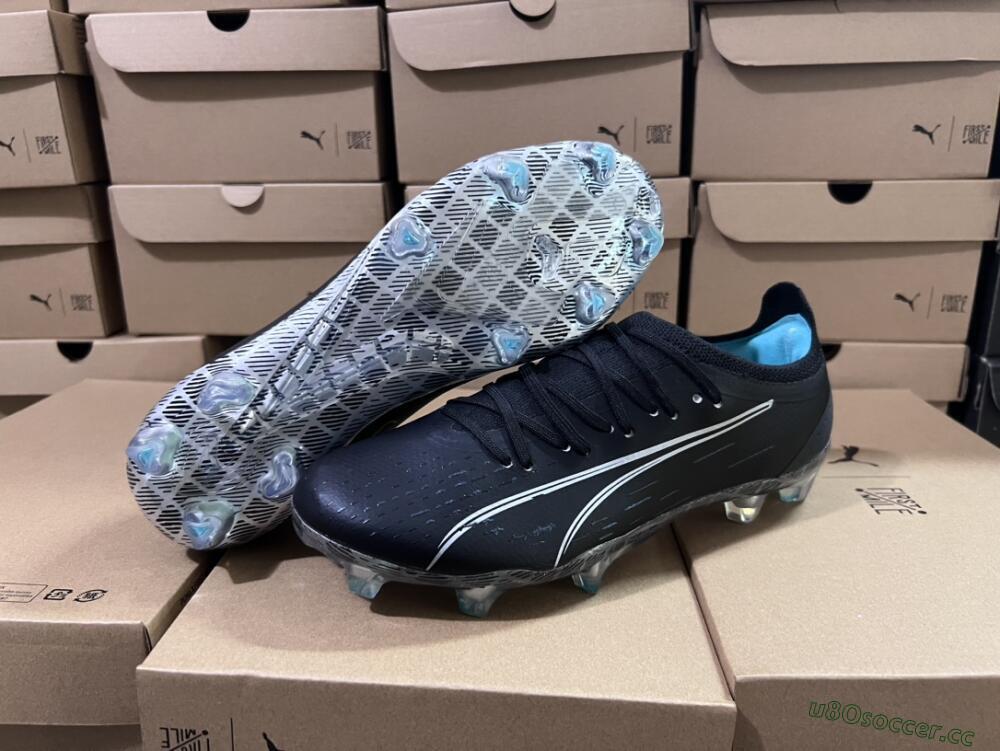 Men's Puma Ultra Ultimate FG Firm Ground Low-Tops Football Boots - Black/White/Blue