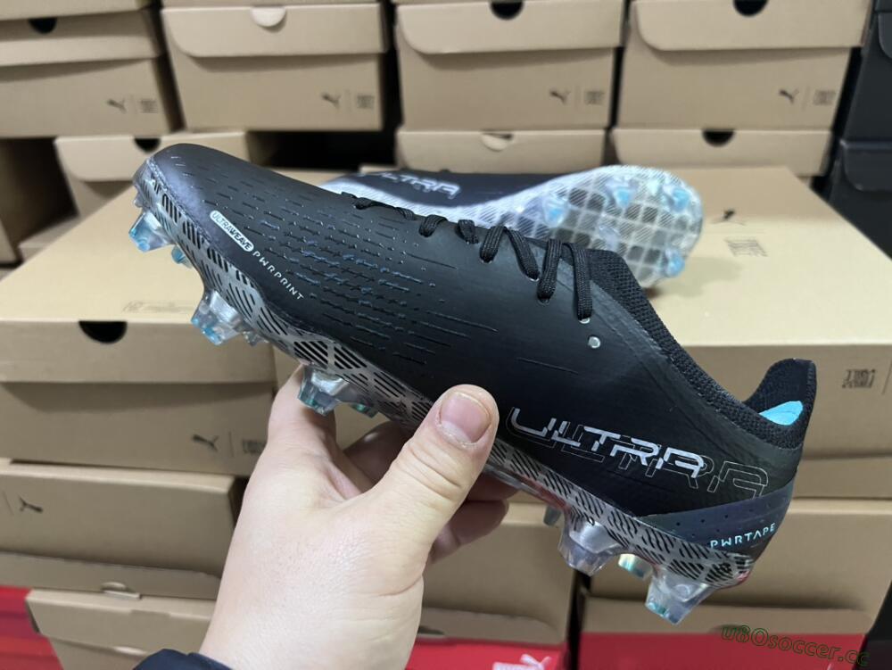 Men's Puma Ultra Ultimate FG Firm Ground Low-Tops Football Boots - Black/White/Blue