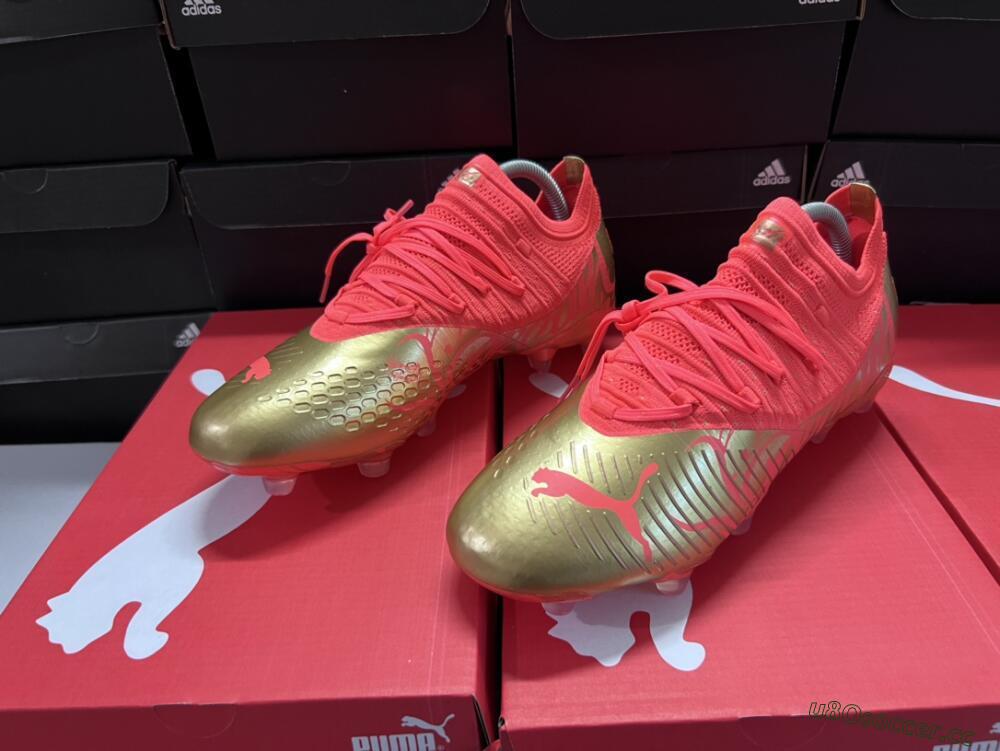 Unisex Puma Future Z 1.3 FG Firm Ground Low-Tops Football Boots - Red/Gold