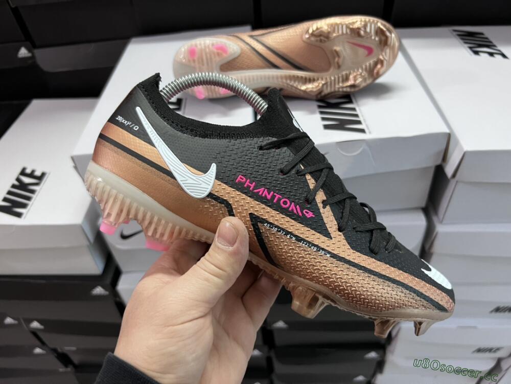 Men's Nike Phantom GT Elite FG Firm Ground Low-Tops Football Boots - Black/Gold/White