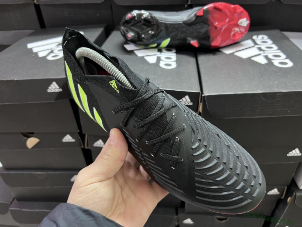 Men's Adidas Predator Edge Geometric.1 FG Firm Ground Low-Tops Football Boots - Black/Yellow/Red