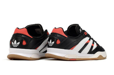 Unisex Adidas Predator Mundial IC Indoor & Futsal Low-Tops Football Shoes - Black/White/Red