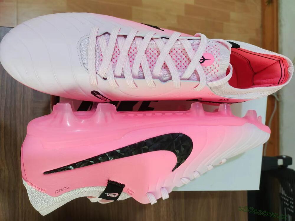 Men's Nike Tiempo Legend 10 Elite FG Firm Ground Low-Tops Football Boots - Pink/Black