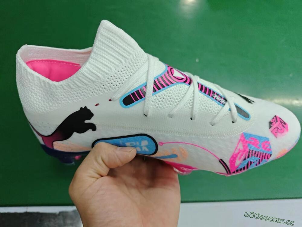 Men's Puma Future Ultimate FG Firm Ground Low-Tops Football Boots - White/Blue/Black/Pink