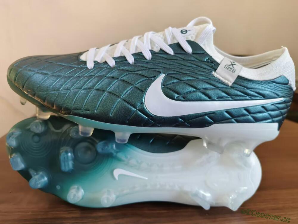 Men's Nike Tiempo Legend 10 Elite FG Firm Ground Low-Tops Football Boots - Jade/White