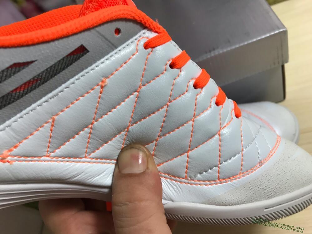 Men's Nike Lunar Gato 2 IC Indoor & Futsal Low-Tops Football Shoes - White/Grey/Orange