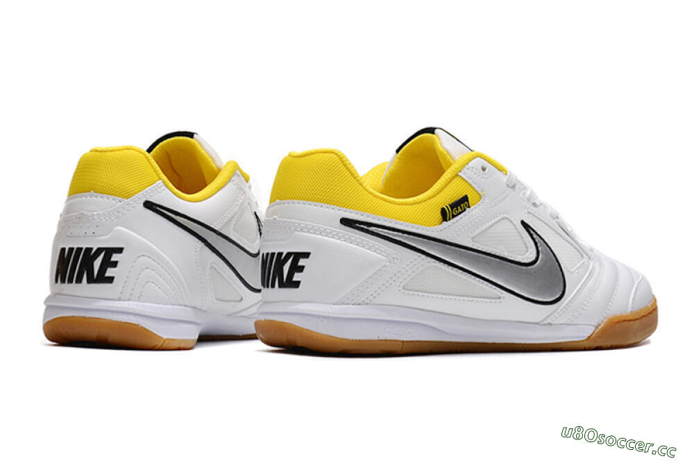 Men's Supreme x Nike SB Gato IC Indoor & Futsal Low-Tops Football Shoes - White/Silver/Yellow 6