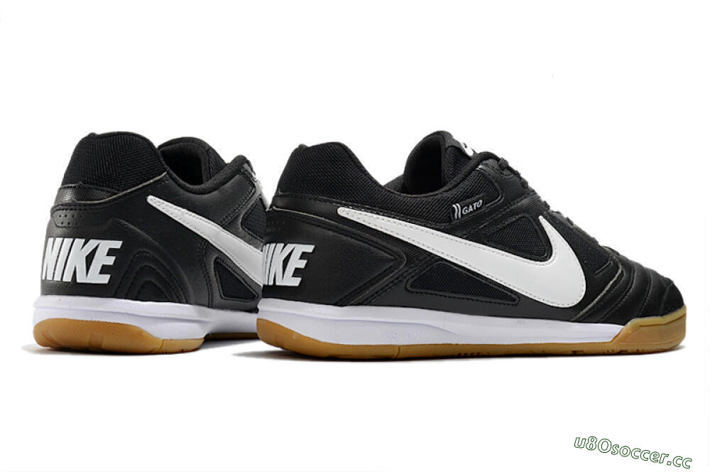Men's Supreme x Nike SB Gato IC Indoor & Futsal Low-Tops Football Shoes - Black/White/Brown 6