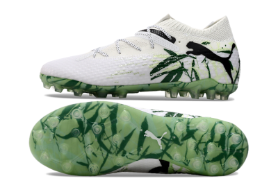 Men's Puma Future Ultimate MG Multi Ground Low-Tops Football Boots - White/Black/Green