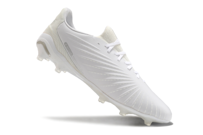 Men's Puma Ultra Ultimate AG Artificial Grass Low-Tops Football Boots - White/Beige