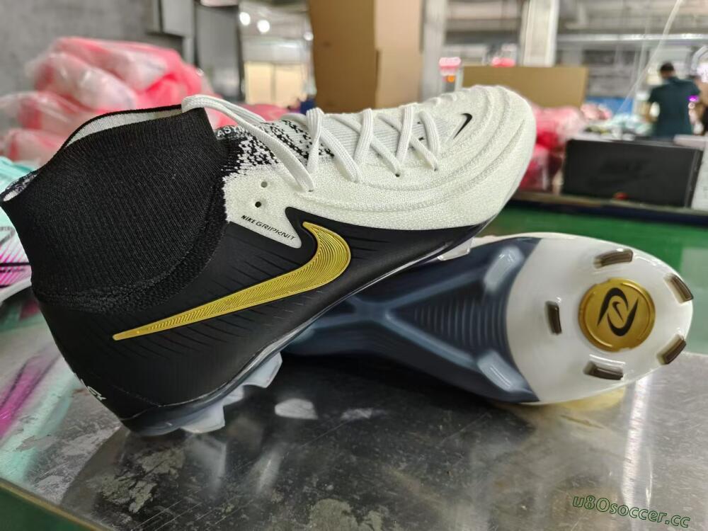 Men's Nike Phantom Luna Elite NU FG Firm Ground High-Tops Football Boots - White/Black/Gold