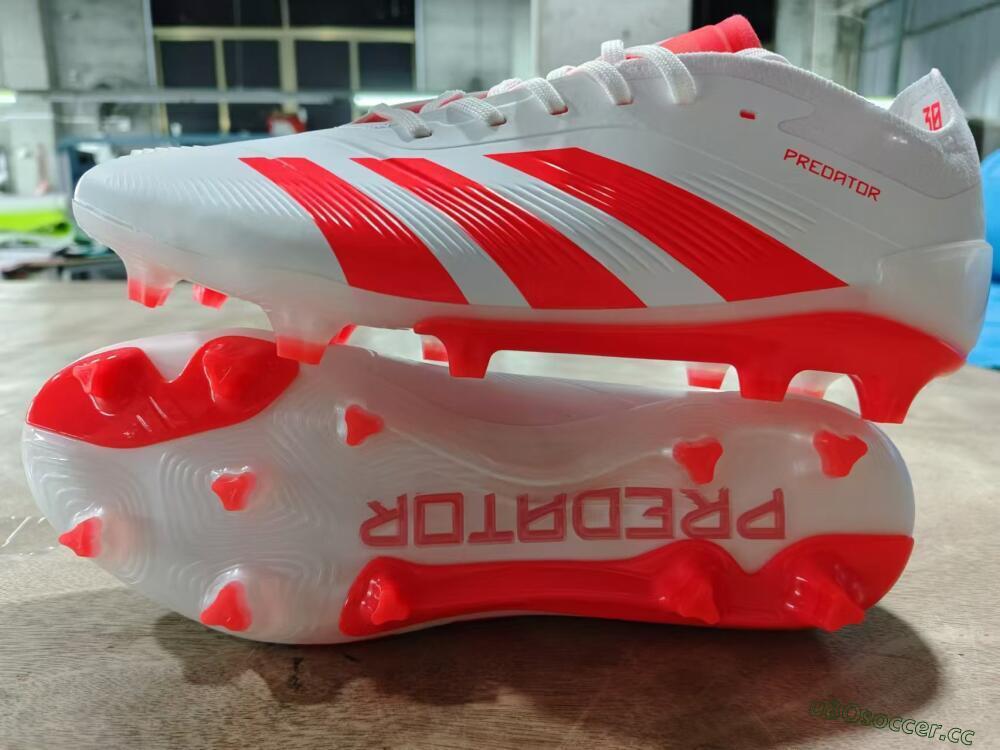 Men's Adidas Predator Accuracy.1 FG Firm Ground Low-Tops Football Boots - Beige/White/Red