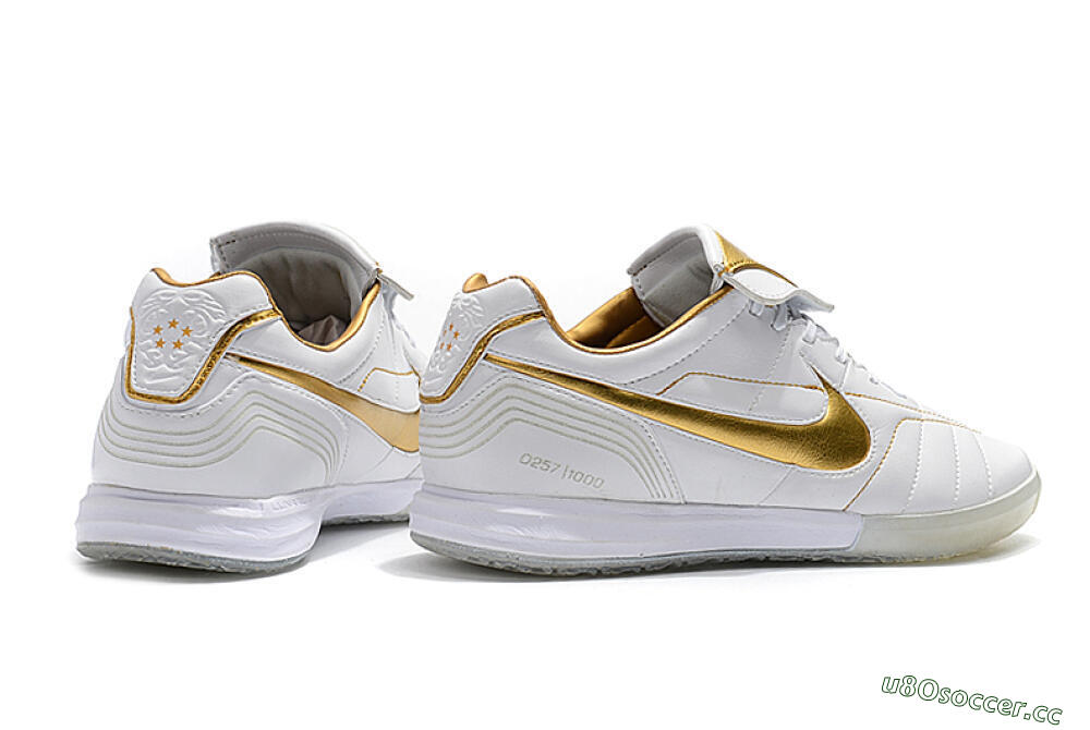 Men's Nike Tiempo Legend 7 Elite R10 IC Indoor & Futsal Low-Tops Football Shoes - White/Gold 9