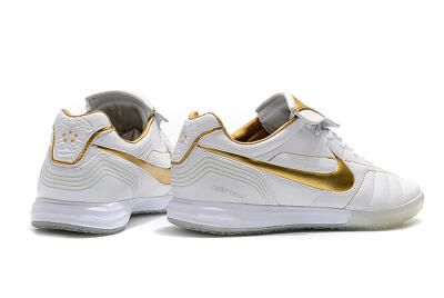 Men's Nike Tiempo Legend 7 Elite R10 IC Indoor & Futsal Low-Tops Football Shoes - White/Gold