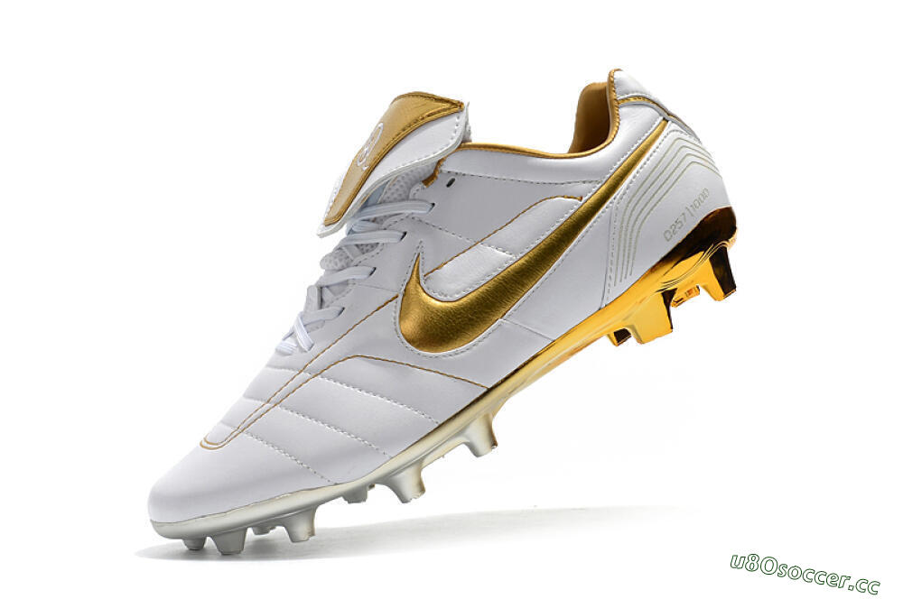 Men's Nike Tiempo Legend 7 Elite R10 FG Firm Ground Low-Tops Football Boots - White/Gold 8