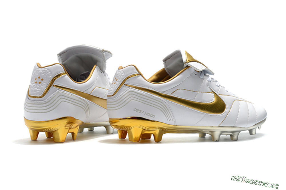 Men's Nike Tiempo Legend 7 Elite R10 FG Firm Ground Low-Tops Football Boots - White/Gold 9