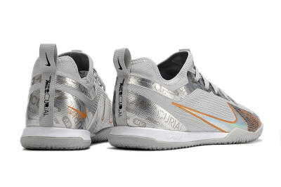 Men's Nike Air Zoom Mercurial Vapor 15 Pro IC Indoor & Futsal Low-Tops Football Shoes - Silver/Gold/White