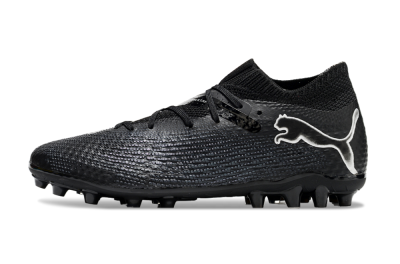 Men's Puma Future Ultimate MG Multi Ground Low-Tops Football Boots - Black/White