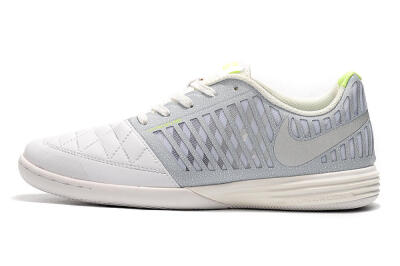 Men's Nike Lunar Gato 2 IC Indoor & Futsal Low-Tops Football Shoes - White/Grey/Silver