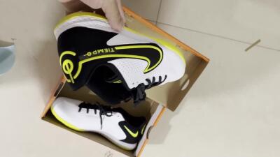 Men's Nike React Tiempo Legend 9 Pro IC Indoor & Futsal Low-Tops Football Shoes - White/Yellow/Black