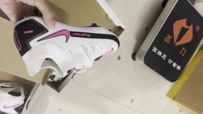 Men's Nike Phantom GT DF Elite FG Firm Ground High-Tops Football Boots - White/Black/Pink