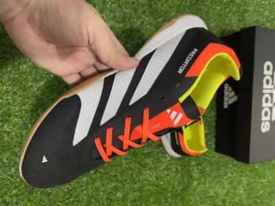 Men's Adidas Predator 24 Elite IC Indoor & Futsal Low-Tops Football Shoes - Black/White/Red