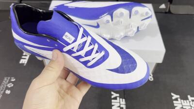 Men's Nike Hypervenom Phantom FG Firm Ground Low-Tops Football Boots - White/Blue