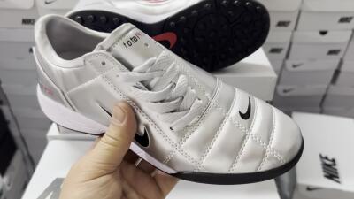 Unisex Nike Total 90 III TF Artificial Turf Low-Tops Football Shoes - Silver/Black/Red