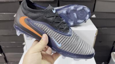 Men's Nike Phantom 6 Low Elite FG Firm Ground Low-Tops Football Boots - Black/Blue/Red