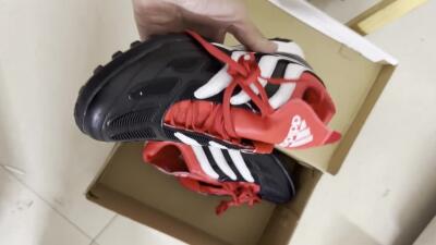 Men's Adidas Predator 26 Elite Fold-Over Tongue TF Artificial Turf Low-Tops Football Shoes - Black/Vibrant Red/Soft White