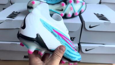 Men's Nike Phantom GX Elite FG Firm Ground Low-Tops Football Boots - Blue/White/Pink