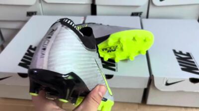 Unisex Nike Air Zoom Vapor 15 Elite SE AG Artificial Grass Low-Tops Football Boots - Silver/Green/Black