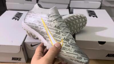 Unisex Nike Air Zoom Mercurial Vapor 15 Elite TF Artificial Turf Low-Tops Football Shoes - Silver/Gold