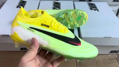 Unisex Nike Phantom GX Elite FG Firm Ground Low-Tops Football Boots - Yellow/Green/Black/Red