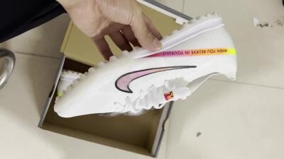 Men's Nike Air Zoom Mercurial Vapor 15 Elite TF Artificial Turf Low-Tops Football Shoes - White/Black/Pink