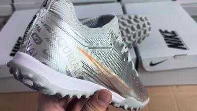 Unisex Nike Air Zoom Mercurial Vapor 15 Pro TF Artificial Turf Low-Tops Football Shoes - Silver/Gold/Black