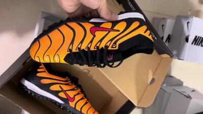 Men's Nike Air Zoom Mercurial Vapor 15 Elite IC Indoor & Futsal Low-Tops Football Shoes - Yellow/Black/Red