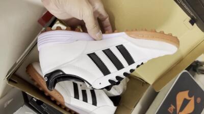 Men's Adidas Copa Mundial Team Astro TF Artificial Turf Low-Tops Football Shoes - Black/White