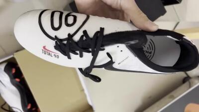 Men's Nike Phantom Luna Elite FG Firm Ground Low-Tops Football Boots - White/Red/Black/Grey